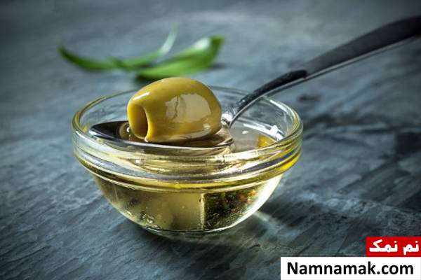 دلیل خشکی پوست دور چشمم چیه؟ + درمان فوری درمان طبیعی خشکی دور چشم با روغن زیتون