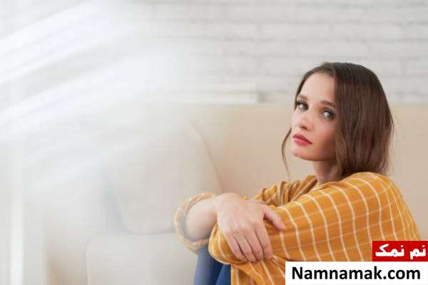 خواستگار نداشتن دختران غمگین و بی انرژی