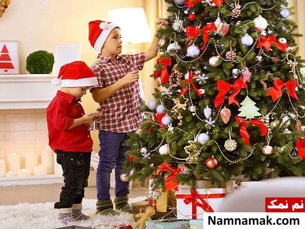تزیین زیبای درخت کریسمس