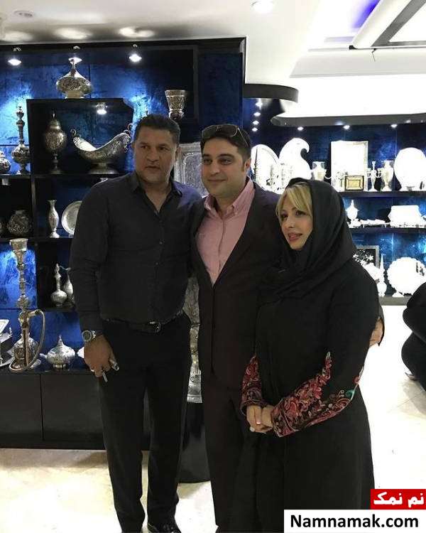 علی دایی در گالری نقره همسر نیوشا ضیغمی