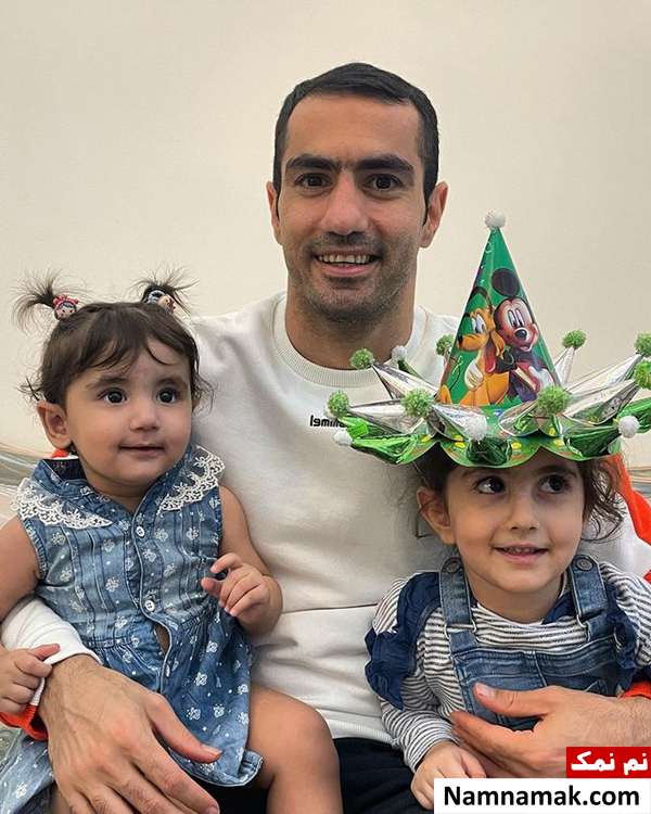 محسن ربیع خواه و دخترانش یلدا و نیلدا