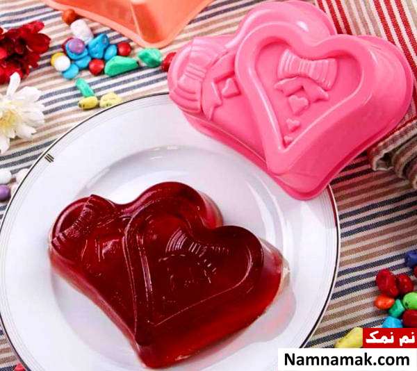 قالب سیلیکونی چیست؟ کاربرد ، مزایا و طرز استفاده برای ژله نحوه در آوردن ژله از قالب سیلیکونی
