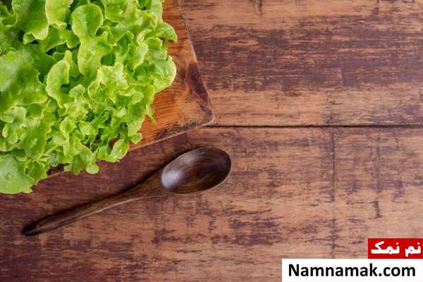 ماه رمضان با طب سنتی ؛ چی بخوریم چی نخوریم؟ خوردن کاهو به عنوان میان وعده در ماه رمضان