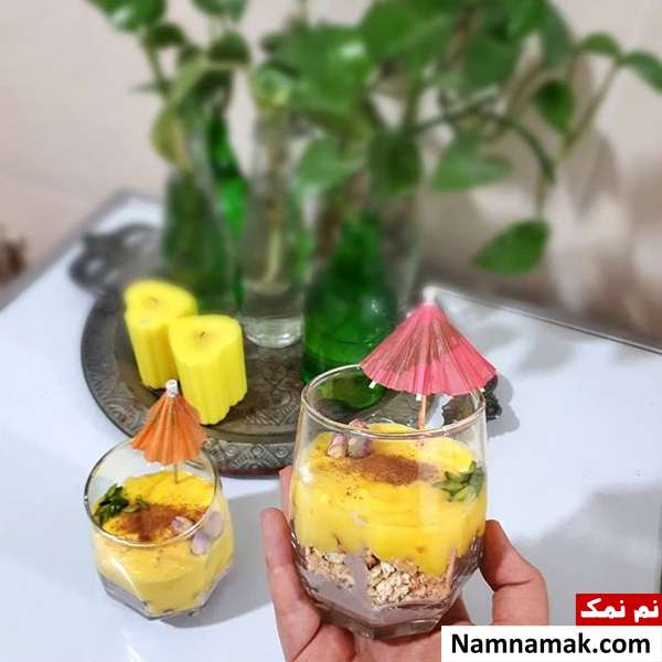 فرنی زعفرانی