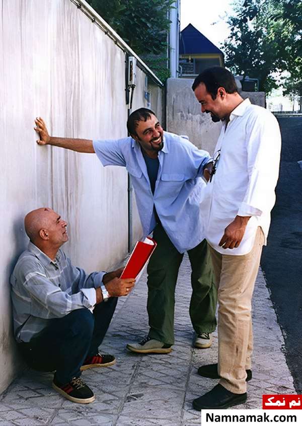 محبوب ترین سریال های رضا عطاران در ماه رمضان رضا عطاران ، سعید آقاخانی و سیروس گرجستانی در سریال متهم گریخت