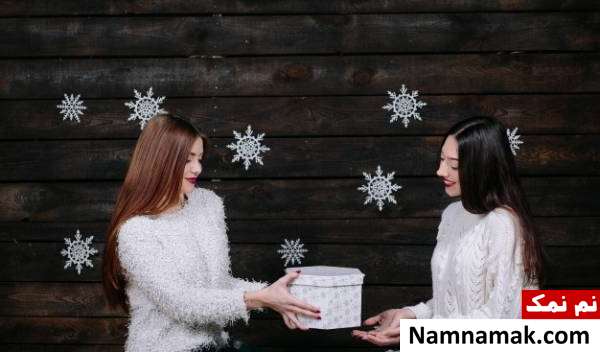 هدیه دادن به دوست از راه های غلبه بر خودخواهی