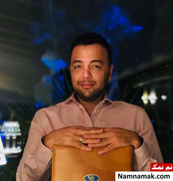 پوریا زراعتی مجری اتاق خبر