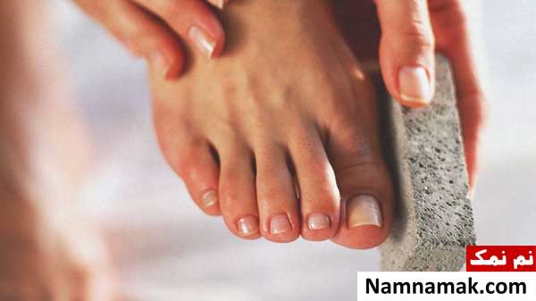 روش مرطوب نگه داشتن کف پا برای جلوگیری از خشکی پا