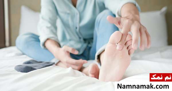 کمبود کدام ویتامین باعث ترک پا می شود؟
