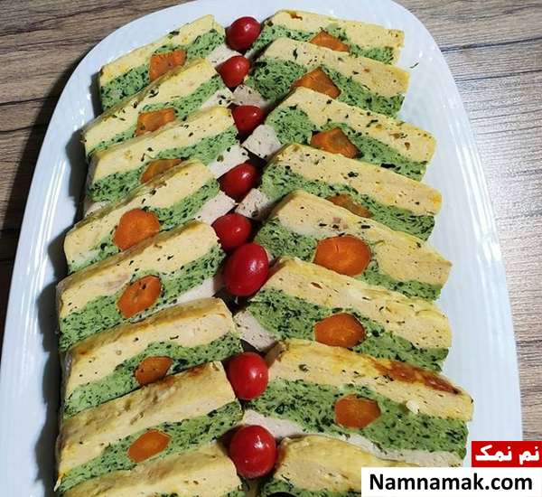 طرز تهیه موس مرغ و سبزیجات سه رنگ طرز تهیه موس مرغ و سبزیجات سه رنگ