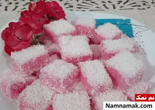 مارشمالو توت فرنگی