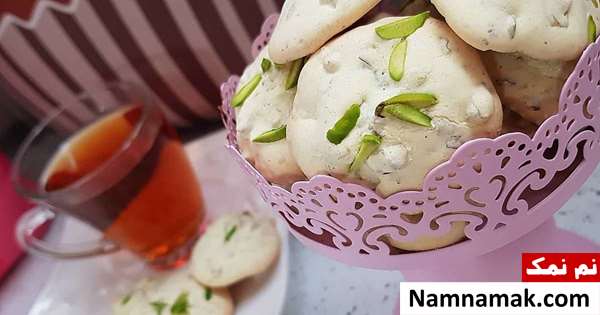 شیرینی پفکی گردویی