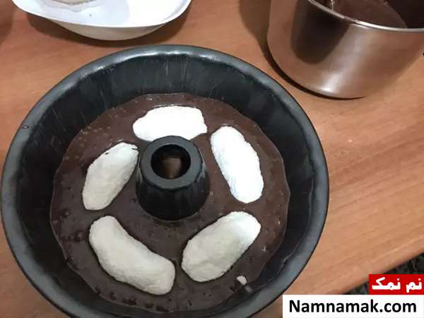کیک شکلاتی سورپرایز