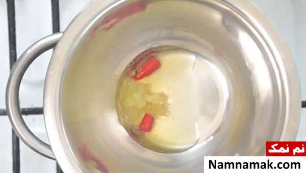 طرز تهیه بالم لب خانگی رنگی