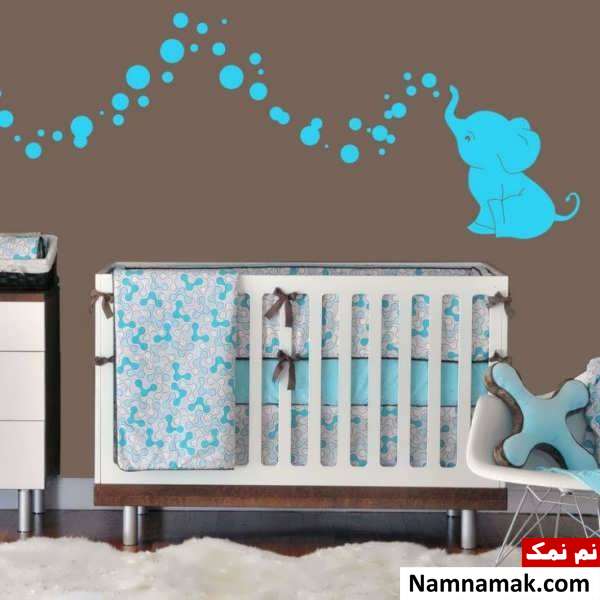 دکوراسیون آبی قهوه ای اتاق نوزاد پسر