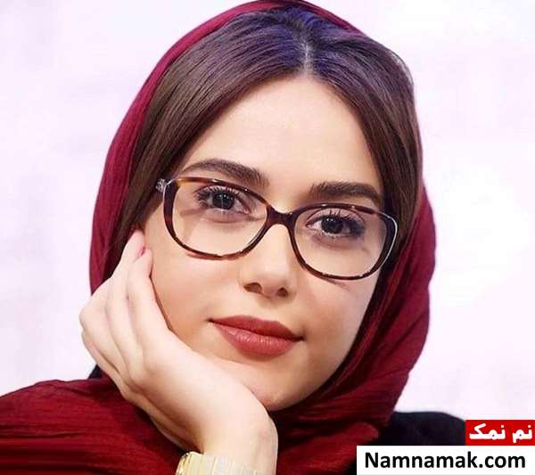 بازیگران عینکی ایرانی پریناز ایزدیار با عینک