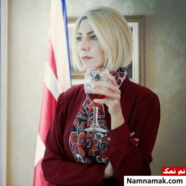 بازیگر نقش شارلوت در گاندو بازیگر نقش شارلوت در گاندو