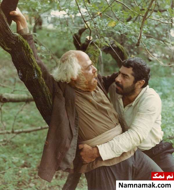 اکبر زنجانپور و فرامرز قریبیان در فیلم سینمایی ریشه در خون