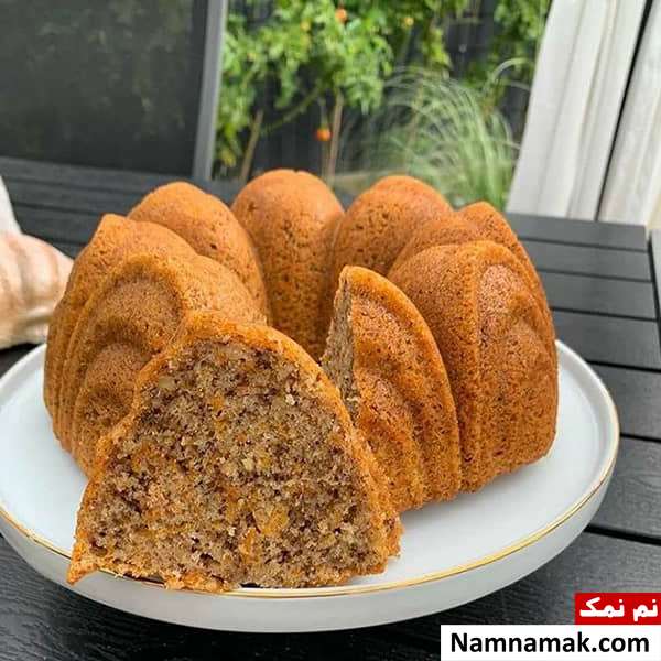 کیک هویج و گردو و دارچین