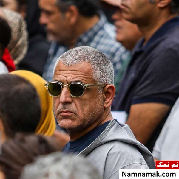گزارش تصویری مراسم تشییع جنازه و خاکسپاری آتیلا پسیانی مانی حقیقی در مراسم خاکسپاری آتیلا پسیانی