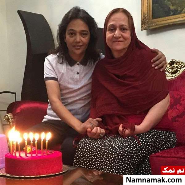 امین بانی و مادرش