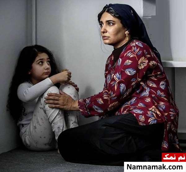 لیندا کیانی و هیلدا کردبچه در فیلم کوتاه سامپو