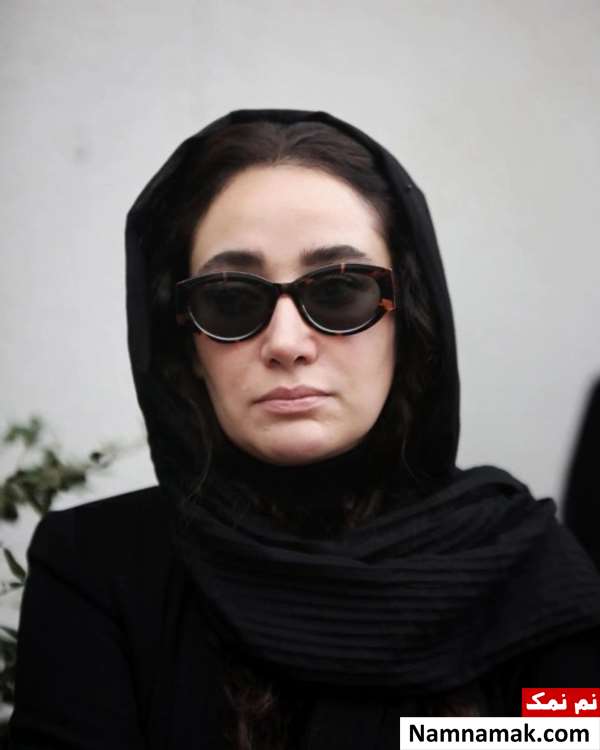 مراسم خاکسپاری بیتا فرهی بهاره افشاری در خاکسپاری و تشییع بیتا فرهی