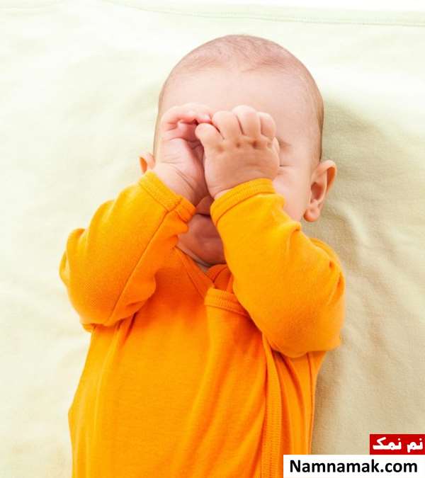 علت خارش چشم و بینی نوزاد و کودک در خواب