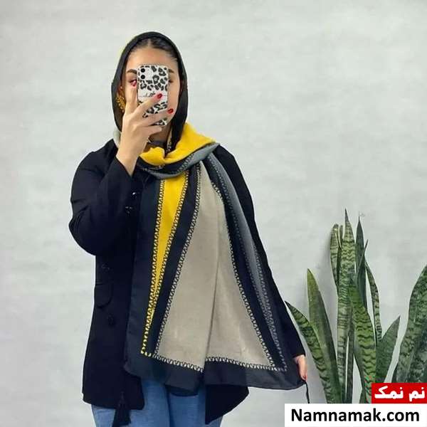 ست مانتو مشکی با روسری و شال زرد