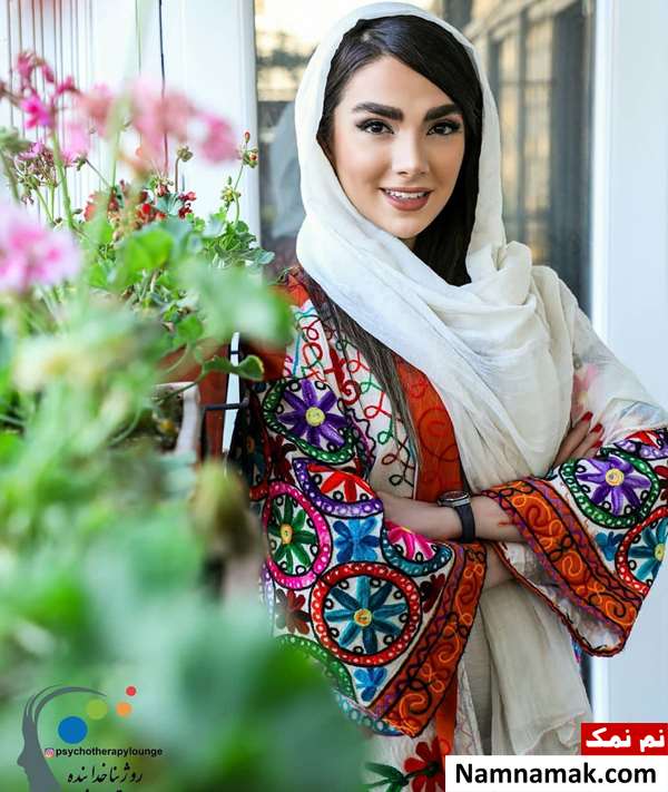 زندگینامه روژینا خدابنده و همسرش روژینا خدابنده - Rozhina Khodabandeh