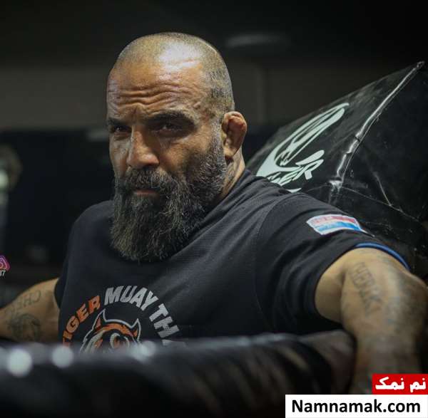 سنگ تمام خواننده معروف برای اکبر آزادی فر سنگ تمام خواننده معروف برای اکبر آزادی فر