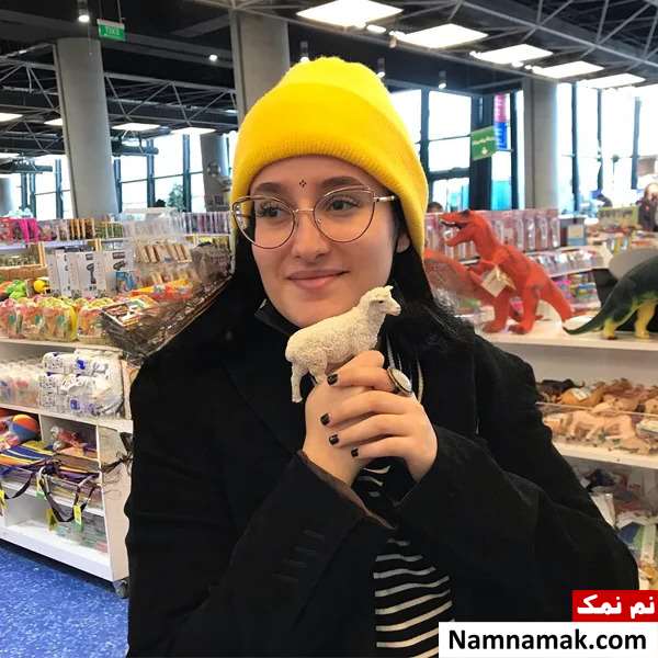 تارا قبادی - Tara Ghobadi