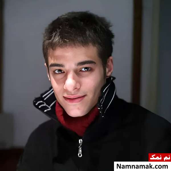 چهره ها و بازیگران فوت شده 1402 سینا زند (دوبلور)