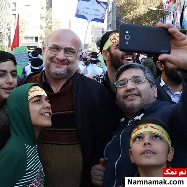 زندگینامه آقای دوربینی و همسرش آقای دوربینی