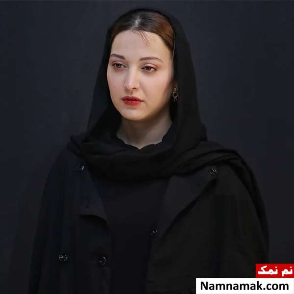 روشنک گرامی بازیگر نقش زهره در سریال فاصله ها روشنک گرامی بازیگر نقش زهره در سریال فاصله ها