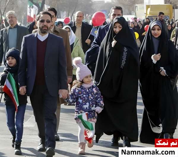 مالک رحمتی و همسر و فرزندانش