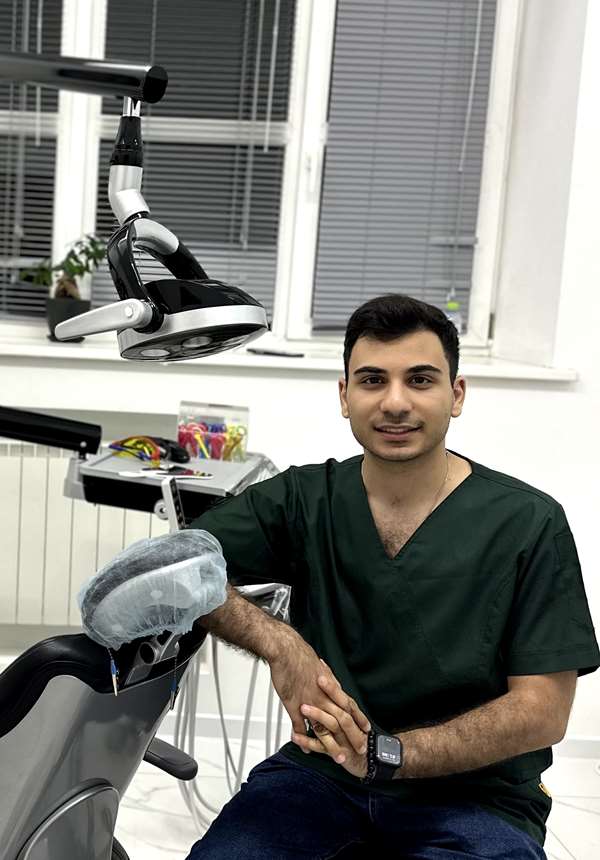 زندگینامه دکتر علی بهزاد دکتر علی بهزاد