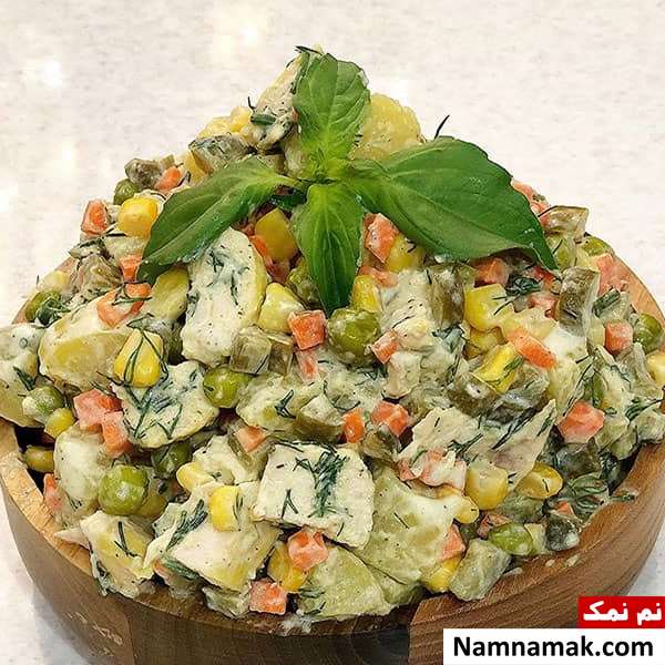 سالاد سیب زمینی و کاهو