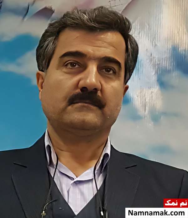 کورش اسدی مدیر دبیرستان نمونه دولتی شهید نواب صفوی کورش اسدی مدیر دبیرستان نمونه دولتی شهید نواب صفوی