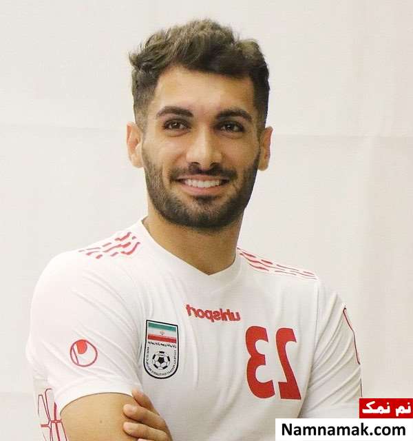 زندگینامه عارف آغاسی و همسرش عارف آغاسی