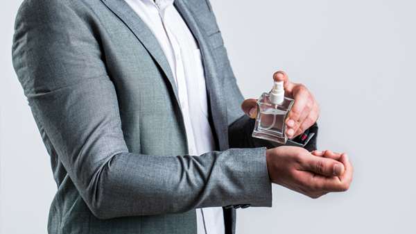 سلاحی مخفی برای جذابیت : عطرهایی که هرگز فراموش نخواهند شد