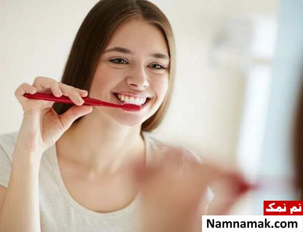 قبل از صبحانه مسواک بزنیم یا بعد از صبحانه؟