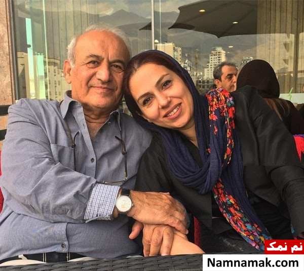 تینا پاکروان و پدرش