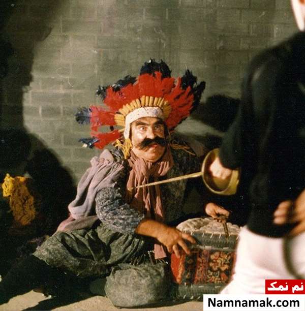 خلاصه داستان و بیوگرافی بازیگران فیلم دزد عروسک ها ابراهیم آبادی در فیلم دزد عروسک ها
