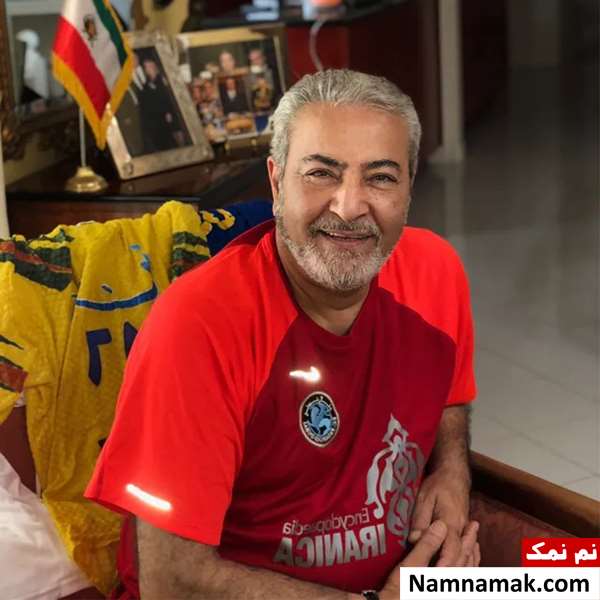 عکس ستار خواننده