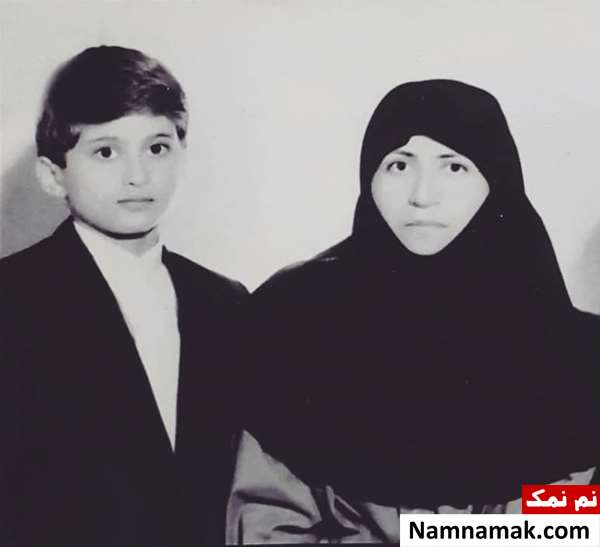 زندگینامه محمدسعید فرازمند و همسرش کودکی محمدسعید فرازمند در کنار مادرش