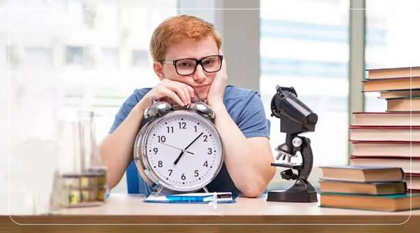 چگونه از دهم ، برای کنکور انسانی آماده شویم؟ (با بهترین منابع)