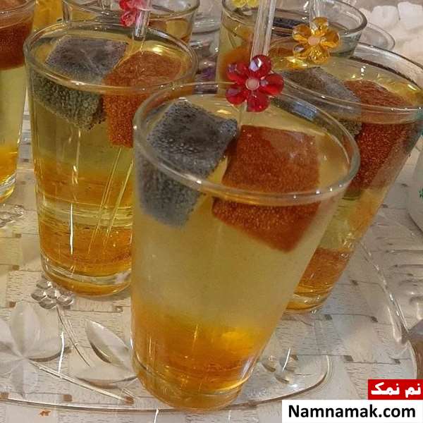 یخ خاکشیر و تخم شربتی
