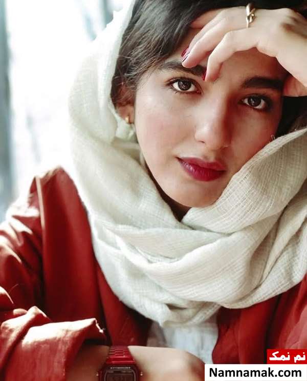 بنفشه ریاضی - Banafshe Riazi