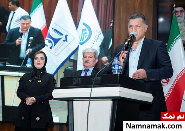 نیلوفر همرنگ و علی دایی